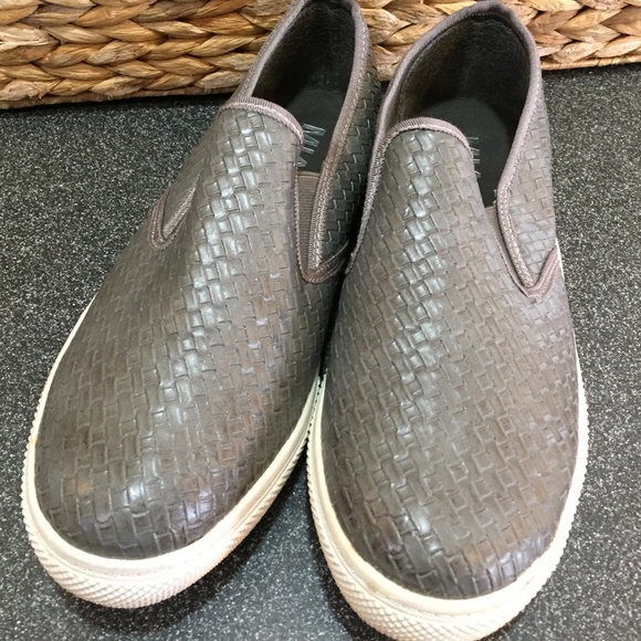 MIA Gray Woven Slip-On Flats - Picture 3 of 16